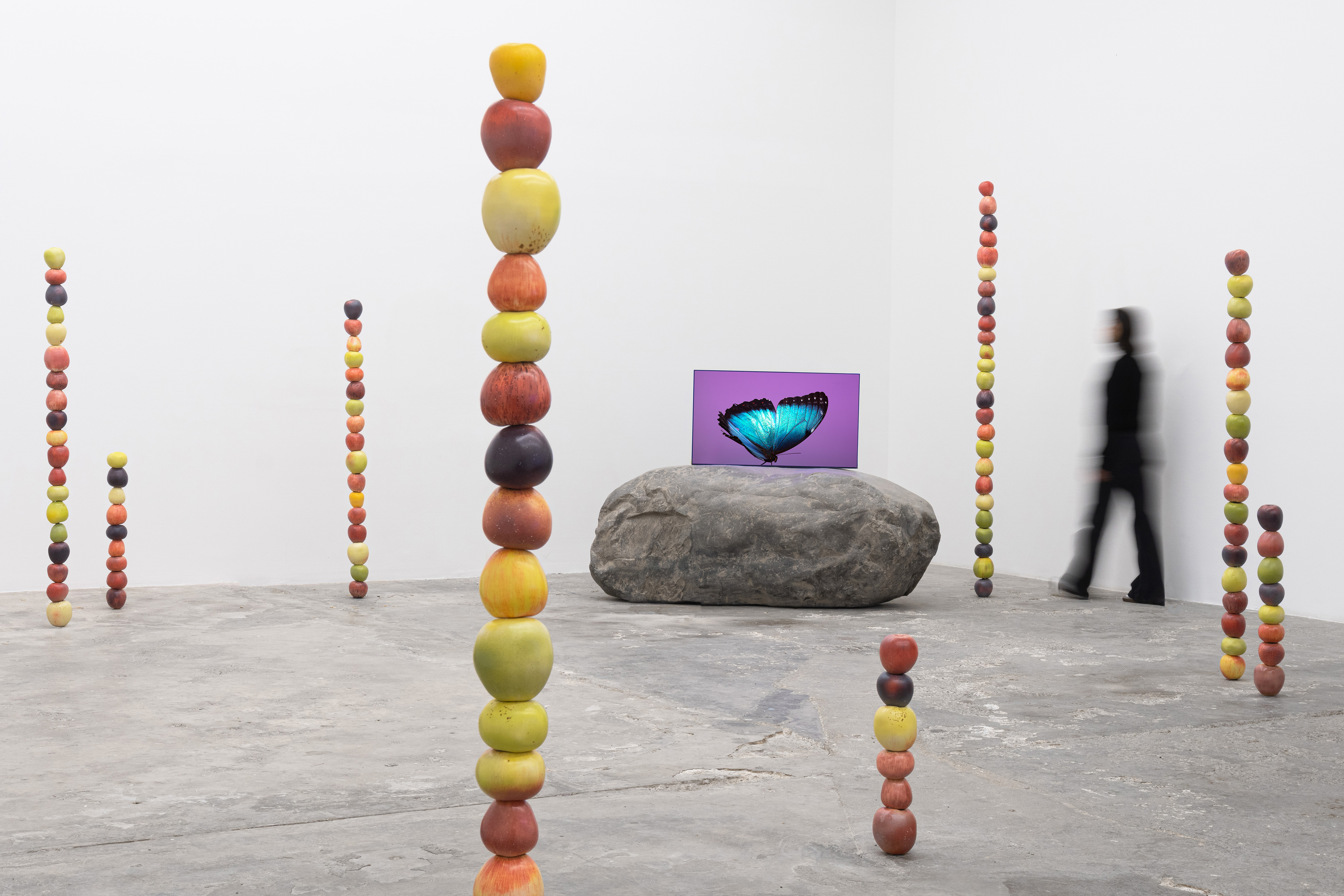 	“Andrea Galvani: The Void Migrates to the Surface”, exposição individual de Andrea Galvani (Galería CURRO, Guadalajara, 2025)