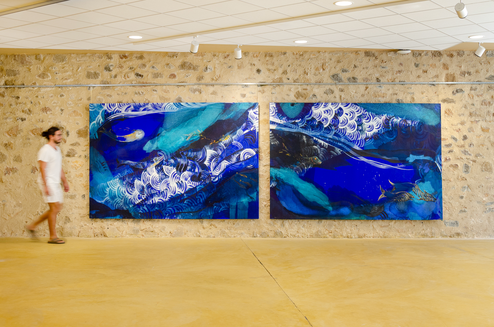 	Ultrama&iacute; Tropical, 2025, &oacute;leo sobre tela

	200x600cm