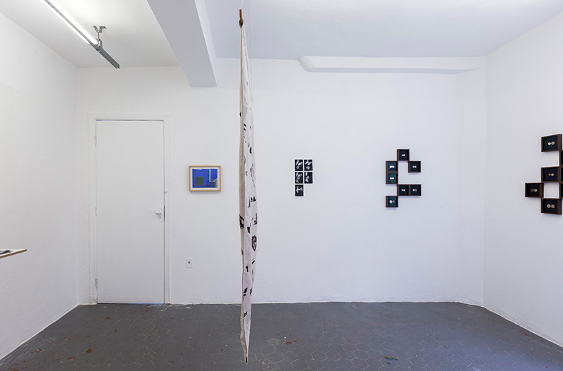 Desde o apego: Memória e gesto, 2018, vista geral da exposição, Sala 3, foto: Leka Mendes